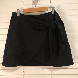 Tie black mini skirt